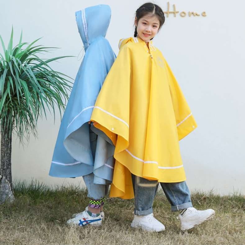おしゃれ防水マントレインウェア