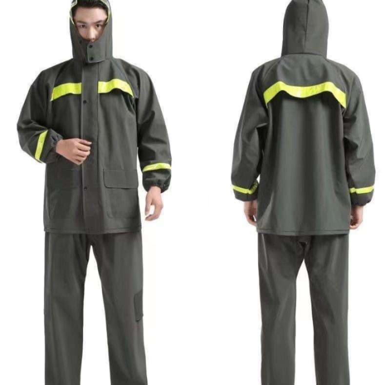 【売切】暴風雨対応 防水レインウェア