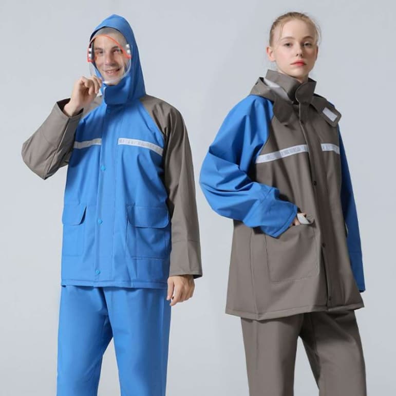 透湿ベンチレーション機能付き快適レインウェア