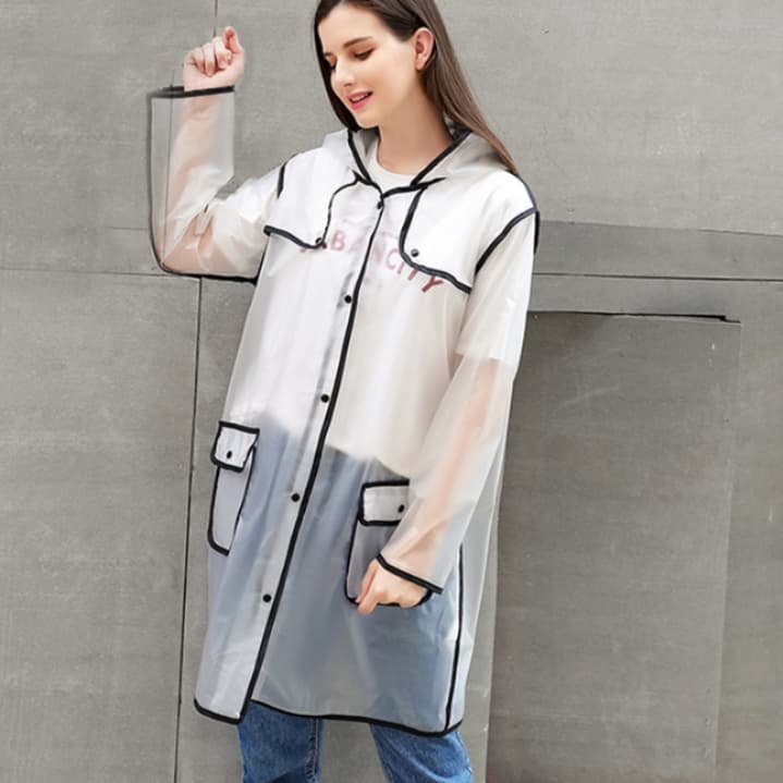 レインウェア 透明感あふれるレインコート