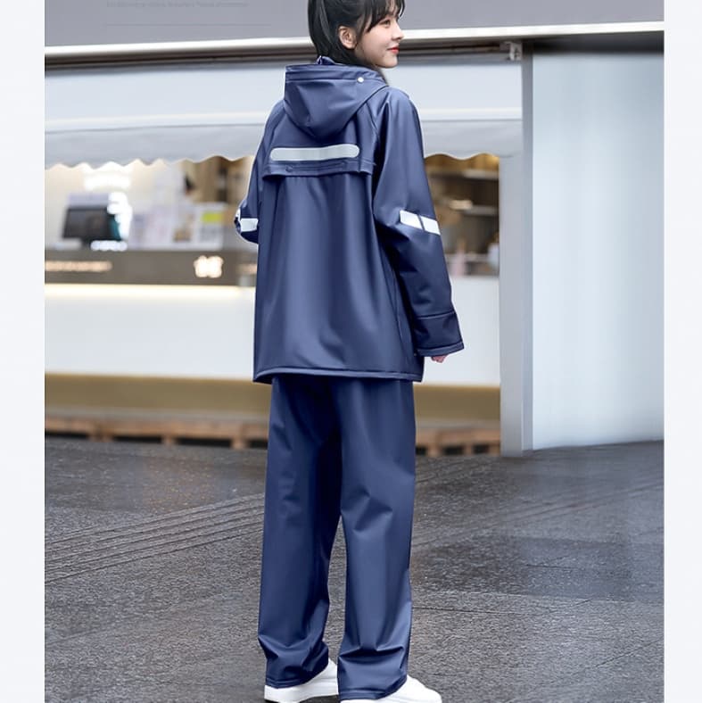 レインウェア 快適スタイリッシュ防水ツーピース