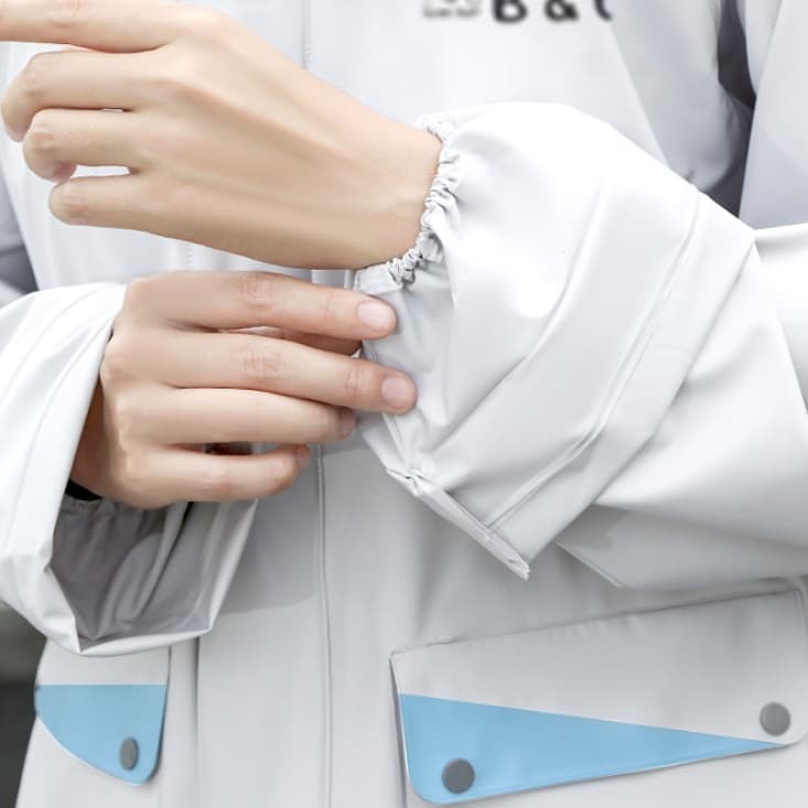 バイク専用シームレスレインウェア