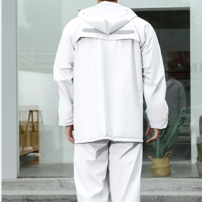 バイク専用シームレスレインウェア