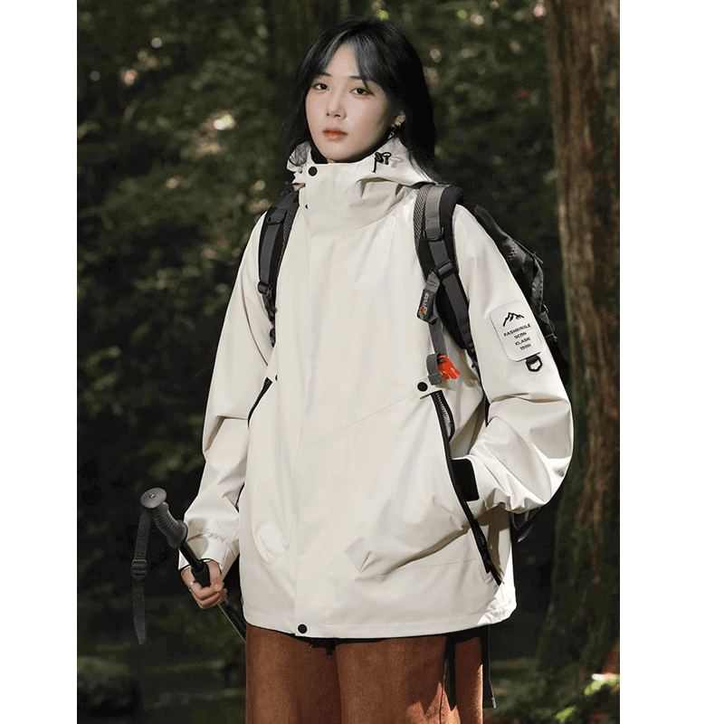 防水性抜群！三層構造アウトドアレインウェア