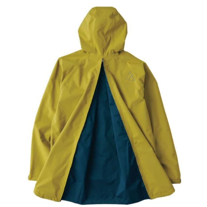 動きやすい快適レインウェア