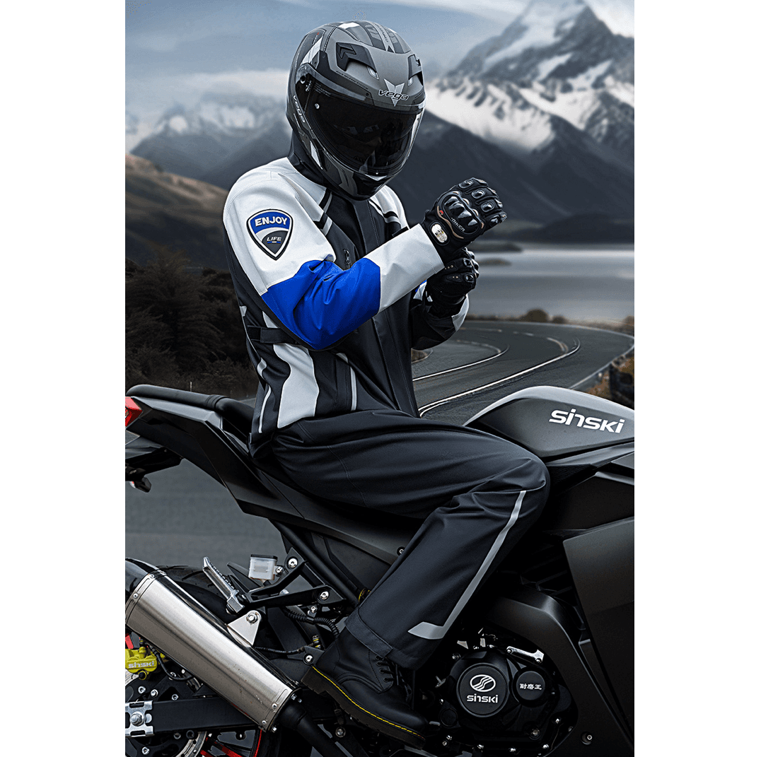 オールシーズン対応バイク用レインウェア