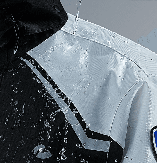オールシーズン対応バイク用レインウェア