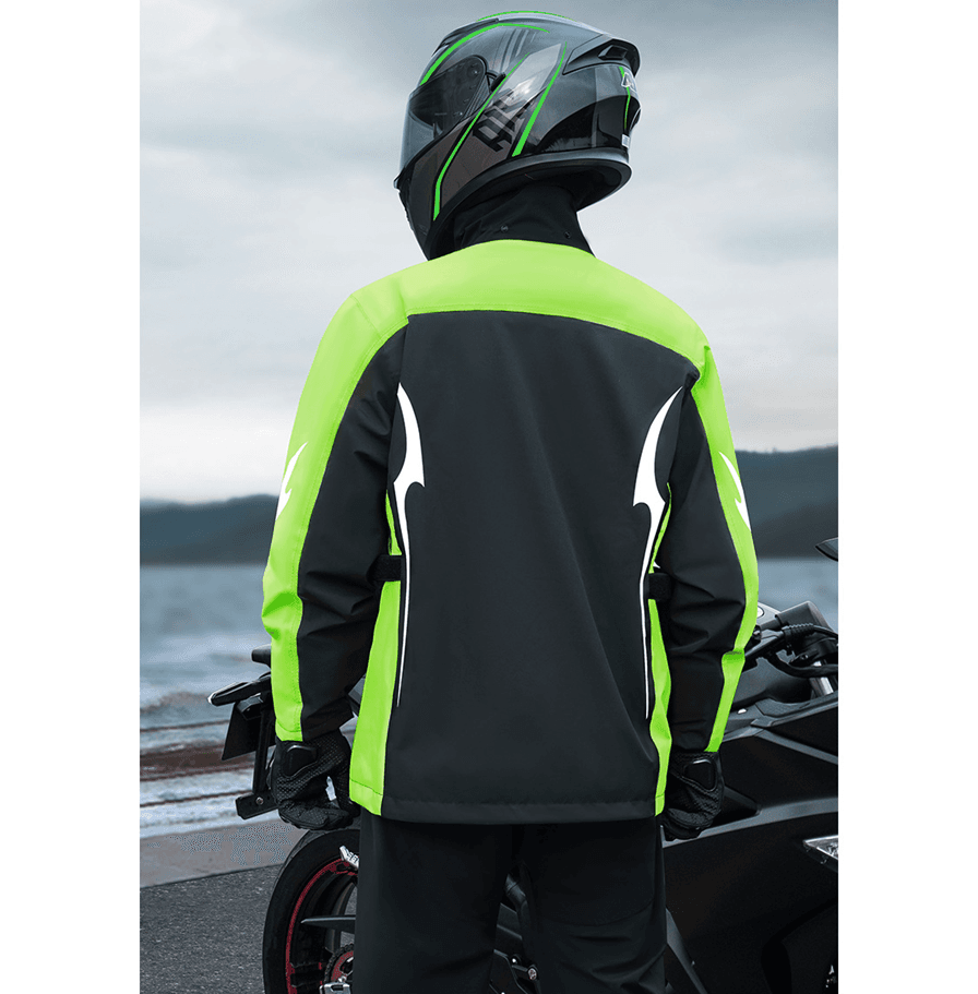 全天候型バイク用プロテクトレインウェア