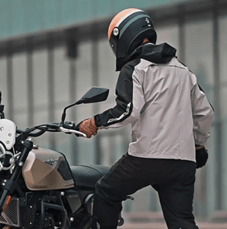 通気性抜群バイク用レインウェア