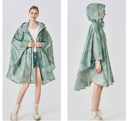 優雅な花柄ポンチョ風レインウェア