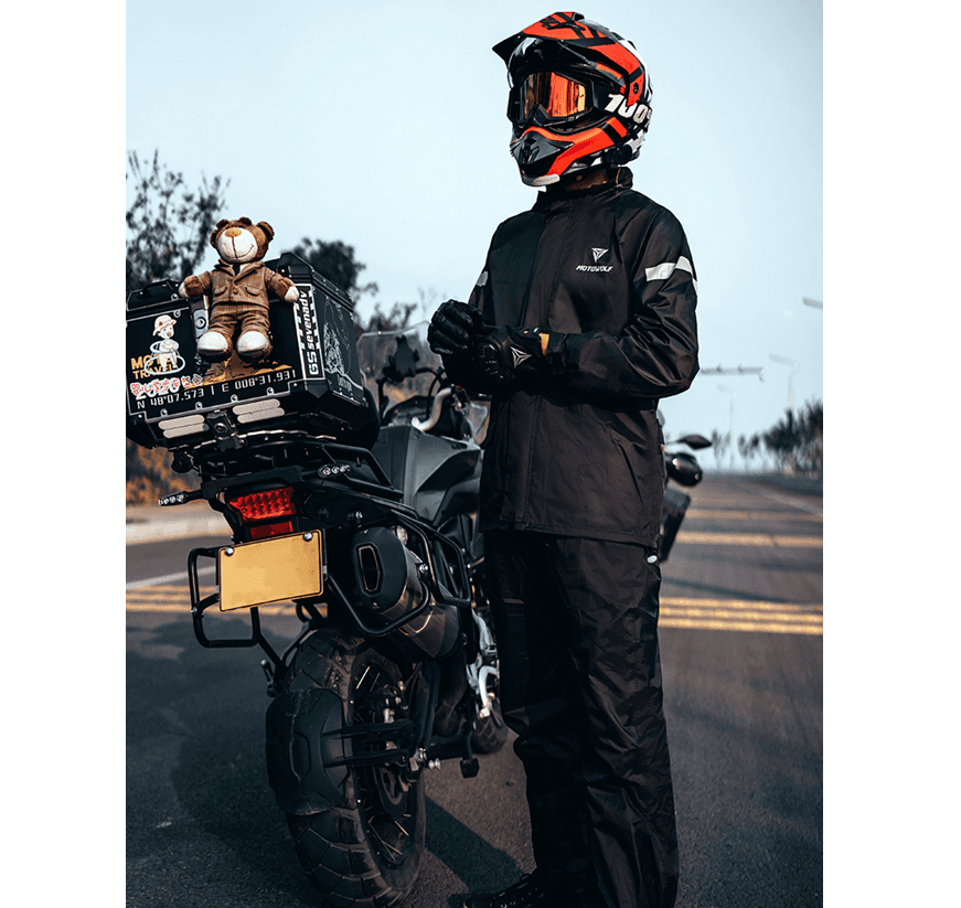 ツーリングに最適なレインウェア