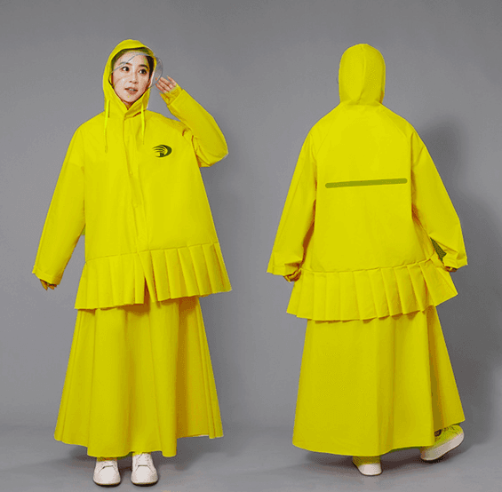 華やかフリル付きロング丈レインウェア