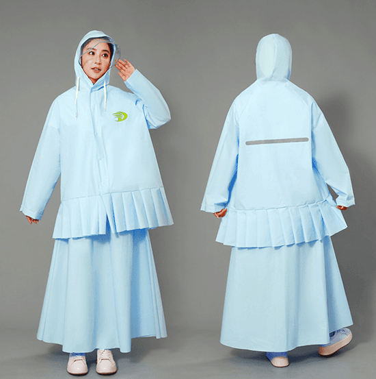 華やかフリル付きロング丈レインウェア