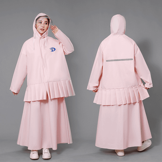 華やかフリル付きロング丈レインウェア