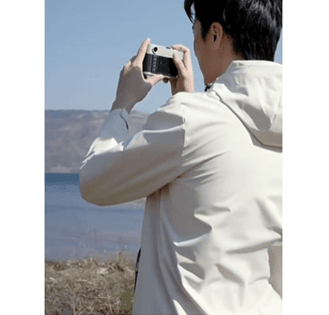 アウトドア対応メッシュ裏地レインウェア