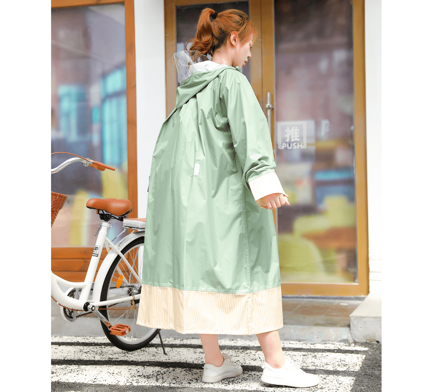 レインウェア 雨の日をもっと可愛く過ごすレインポンチョ