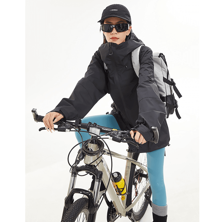 機能性アウトドア三層防水レインウェア