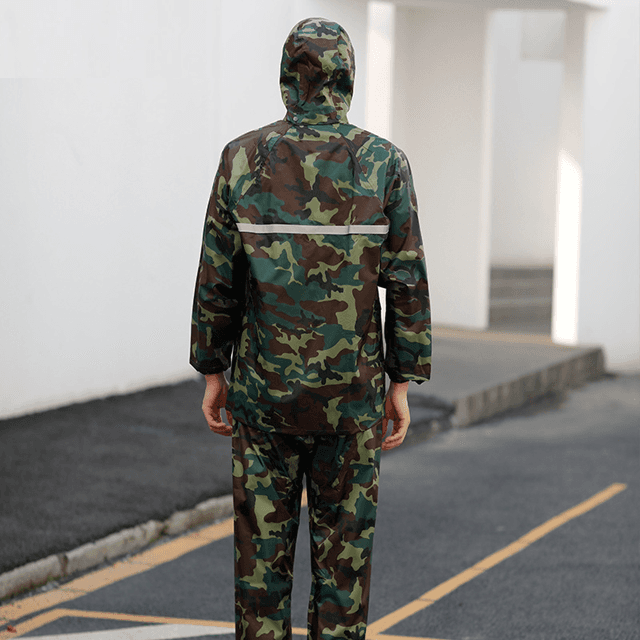 レインウェア 迷彩柄ツーピースレインスーツ