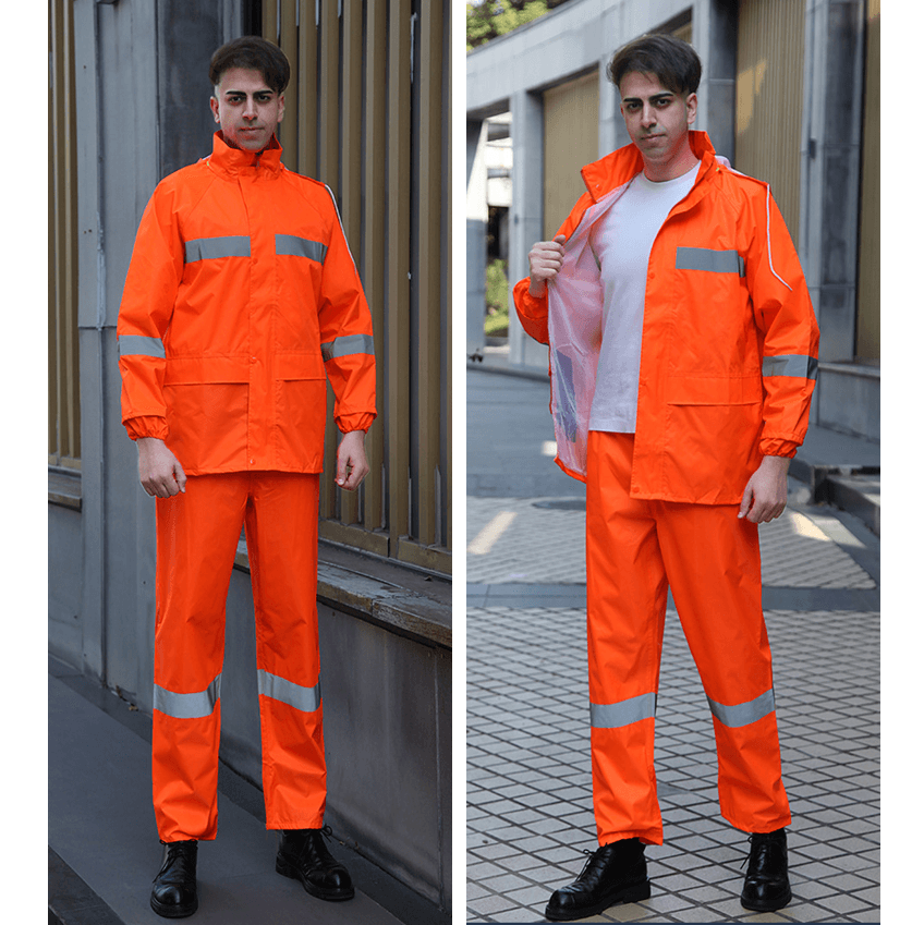 視認性抜群の作業用レインウェア