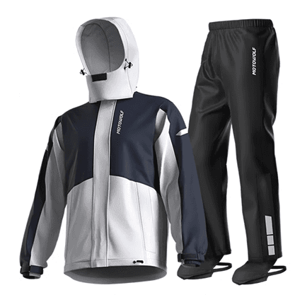 オールシーズン対応コンパクトレインウェア