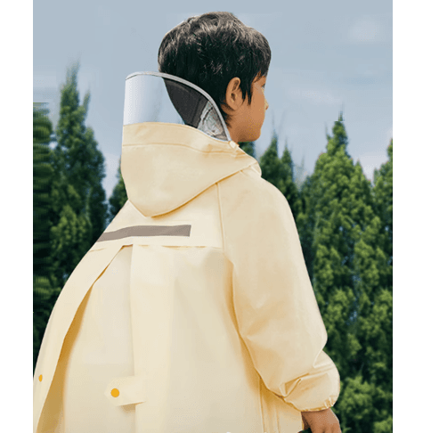小学生のための雨の日おでかけレインウェア