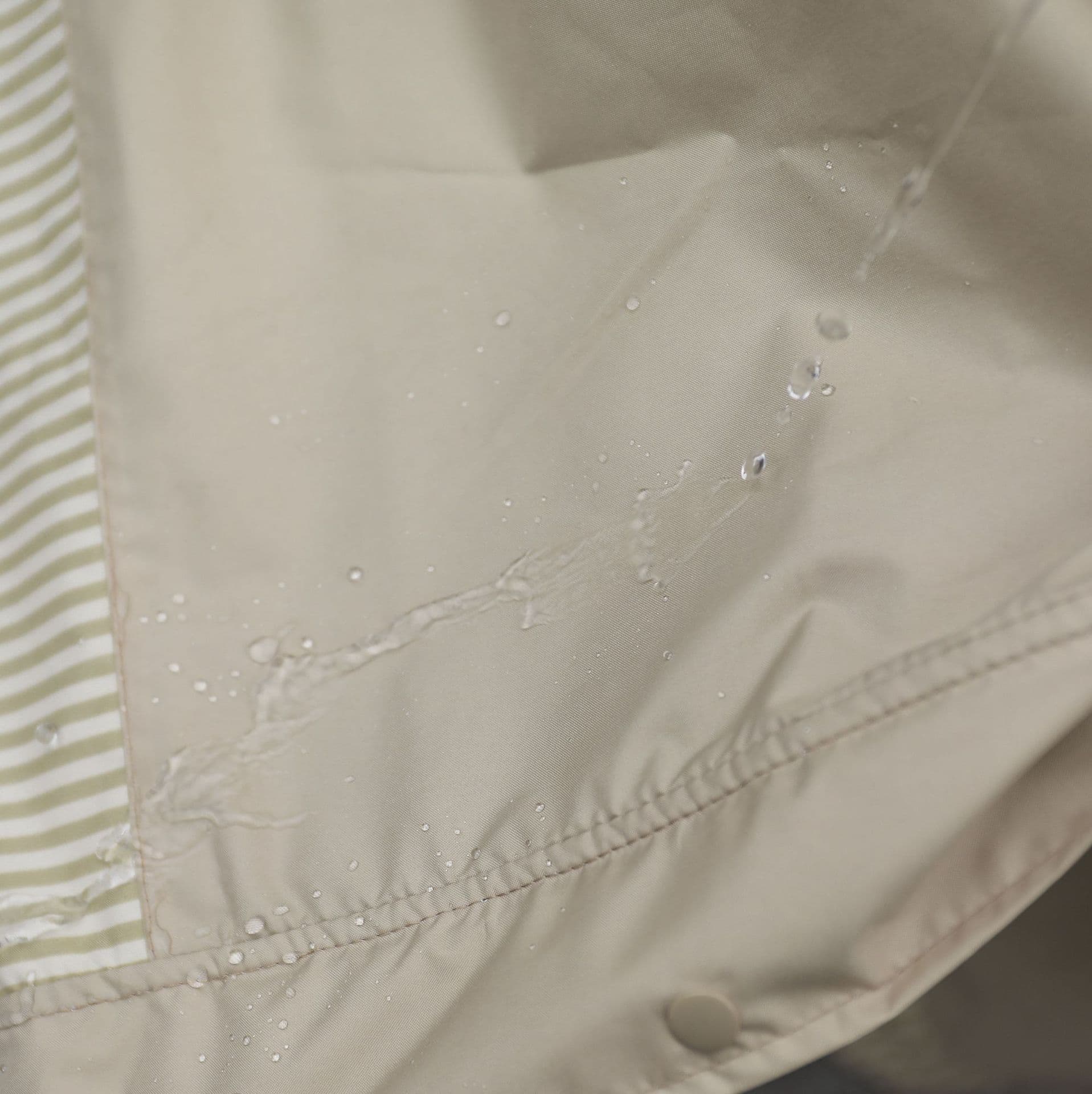 レインウェア 雨の日をもっと可愛く過ごすレインポンチョ